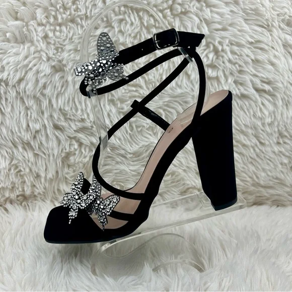 WOMEN'S BUTTERFLY ANKLE STRAP HEEL (AGATHA-8) - Picture 2 of 5